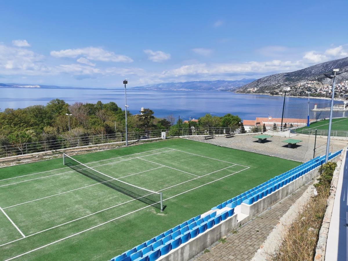 Apartments Katica Senj  Luaran gambar
