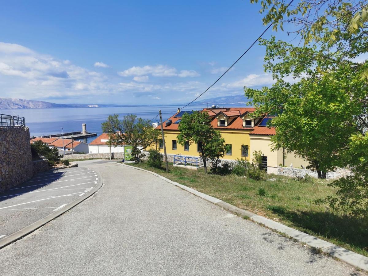 Apartments Katica Senj  Luaran gambar