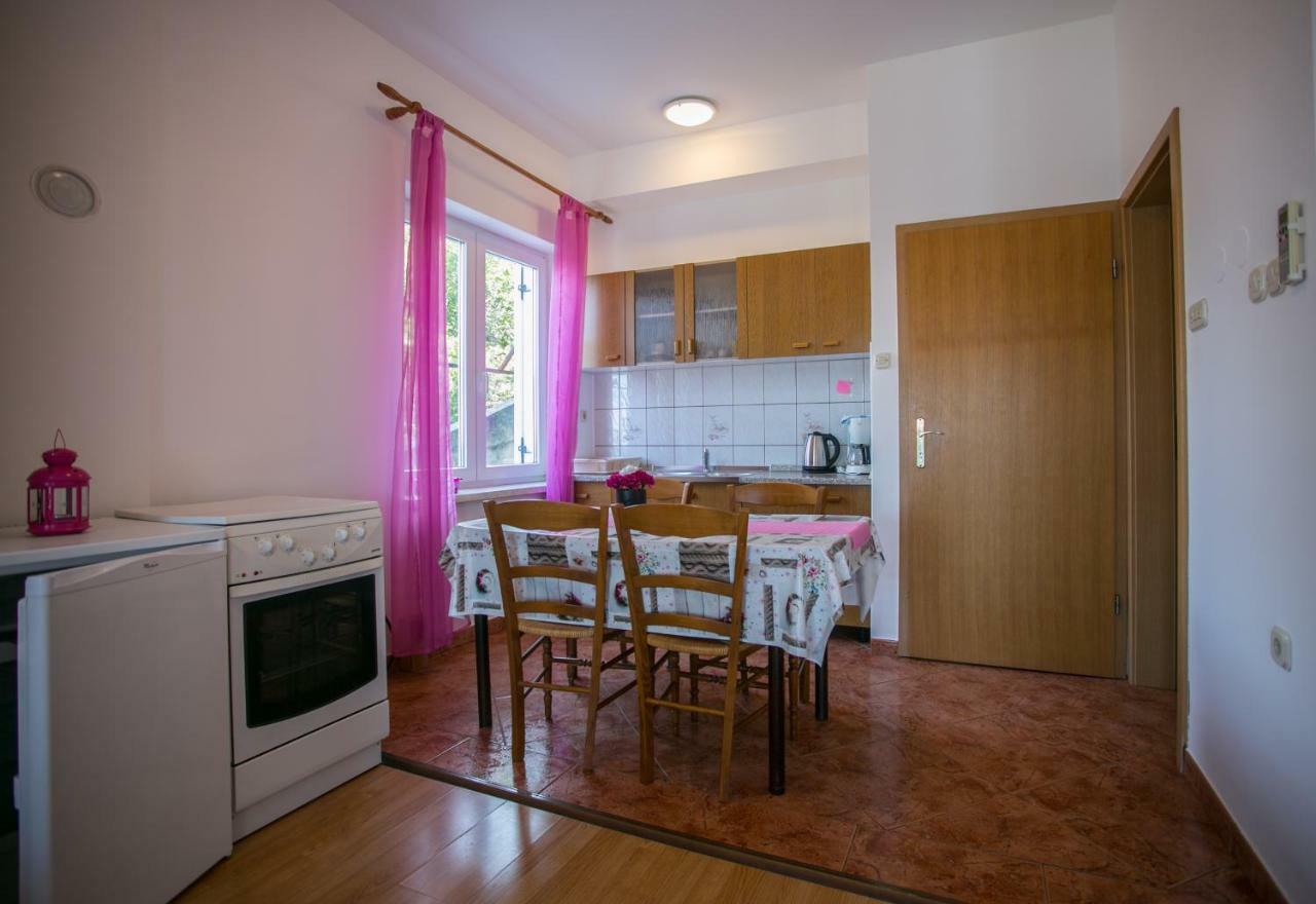 Apartments Katica Senj  Luaran gambar