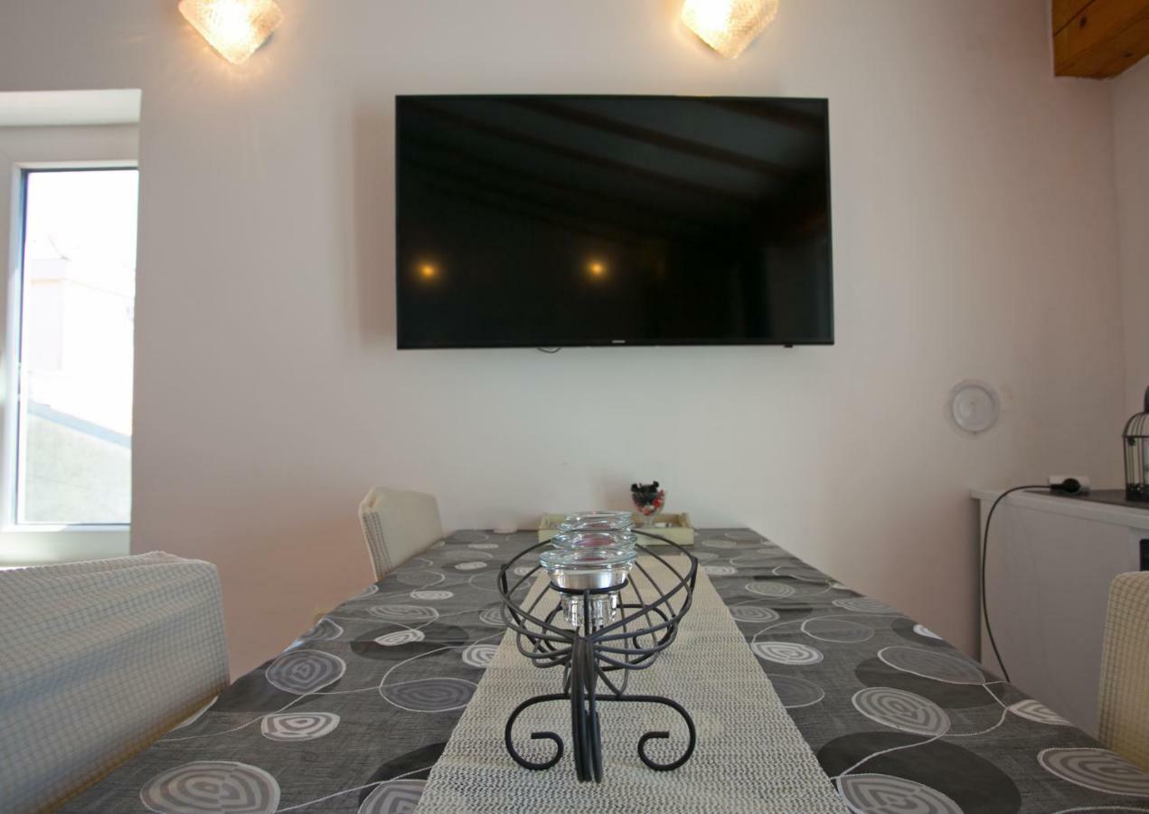 Apartments Katica Senj  Luaran gambar